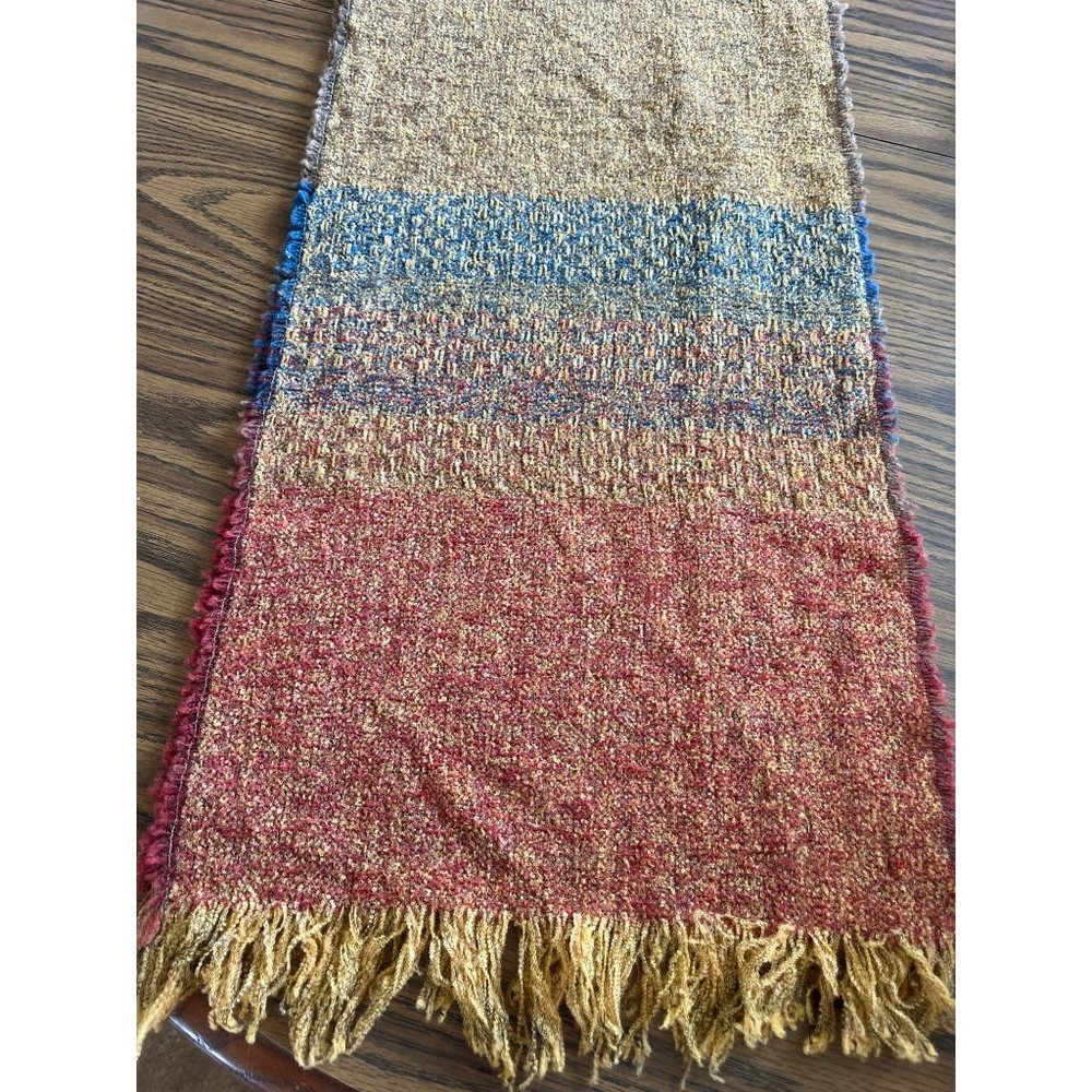 Celtic Kerry Woollen Mills woman’s lambs wool and nylon scarf with fringe